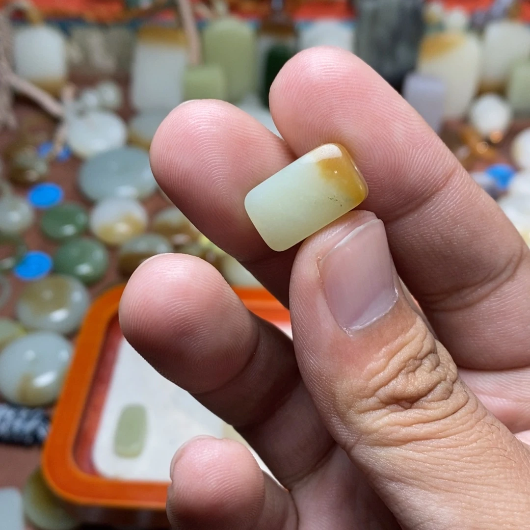 @***陈和田玉未镶嵌吊坠(不含链)