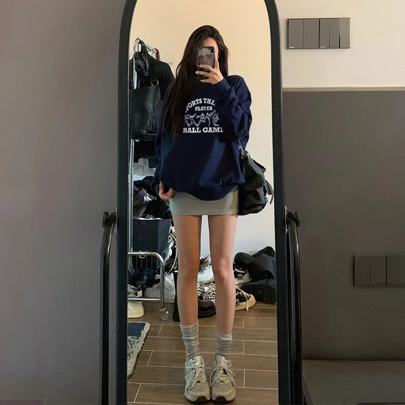 巨好看的圆领卫衣女2025新款爆款藏蓝色秋冬款加绒加厚休闲上衣女