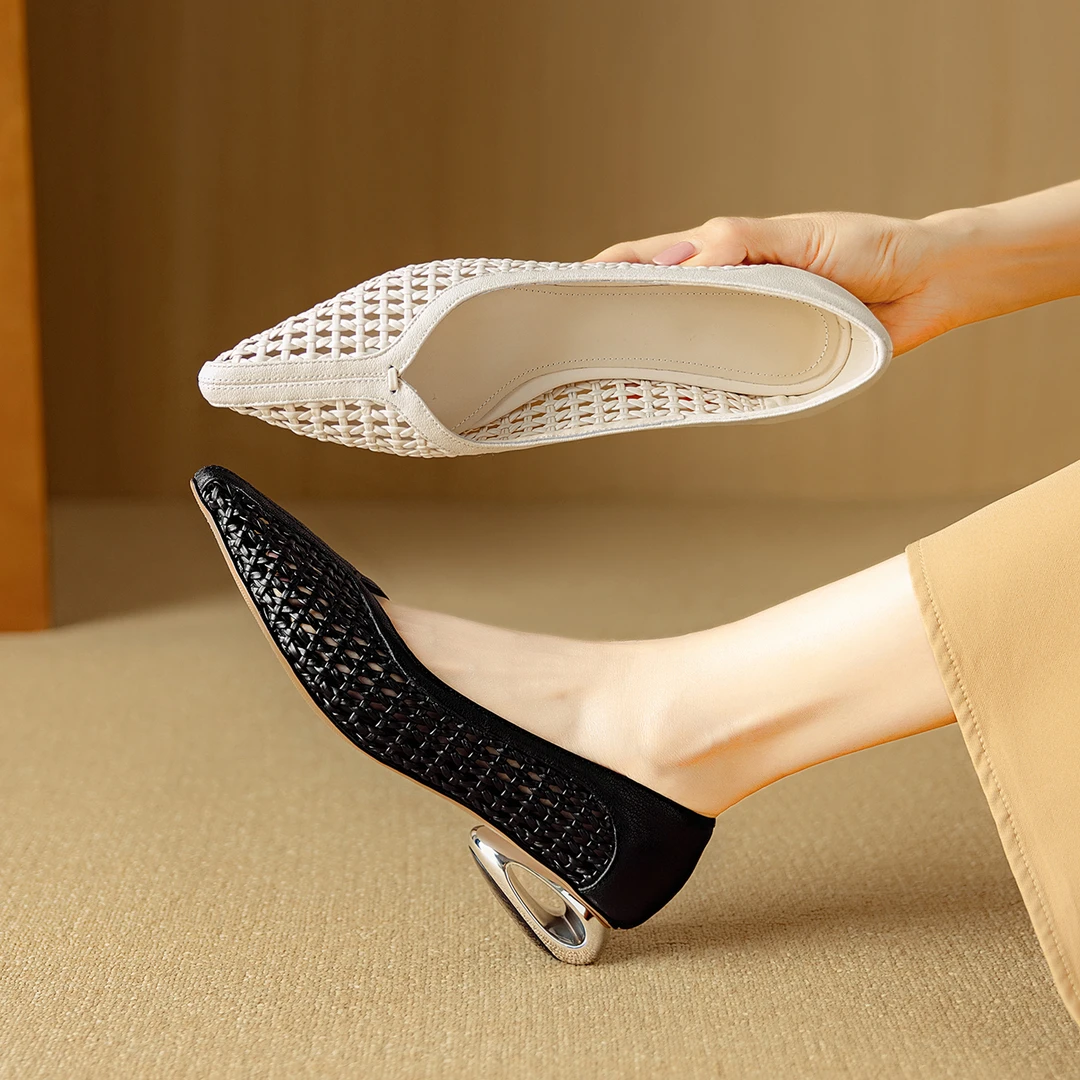 牛皮 跟高3CM 夏季法式优雅镂空时尚经典百搭灯笼跟尖头浅口凉鞋