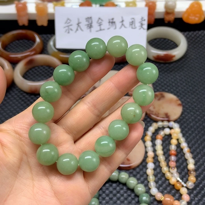 石英质玉未镶嵌手链