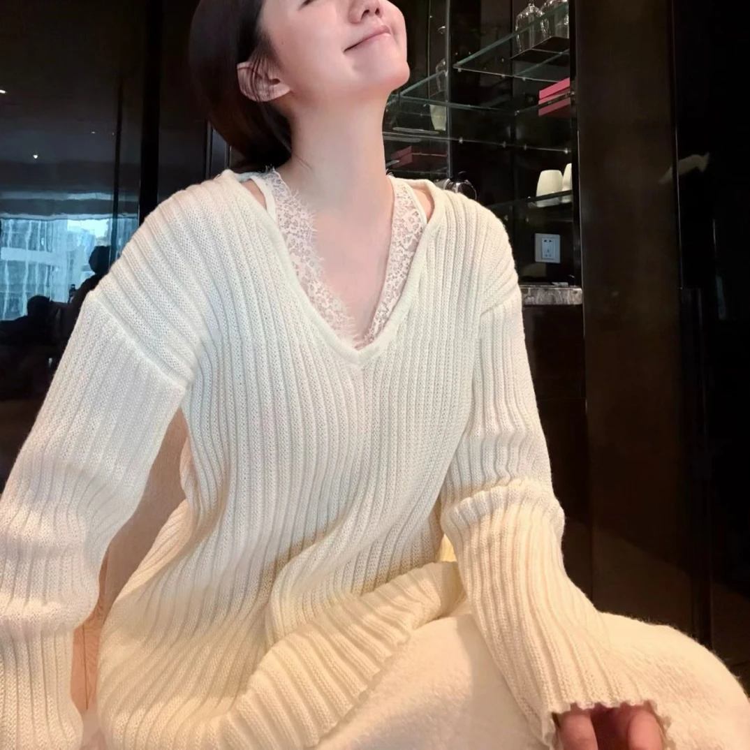 泡菜慵懒风蕾丝拼接宽松针织秋冬毛衣上衣