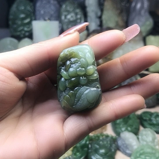 和田玉（碧玉）未镶嵌挂件