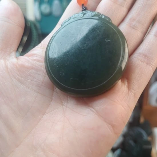 和田玉（碧玉）未镶嵌颈饰