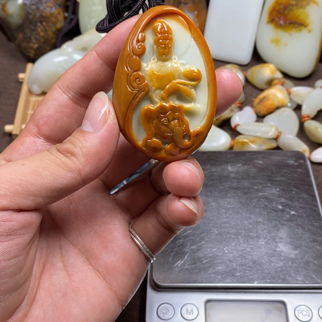 和田玉未镶嵌挂件