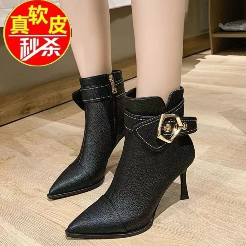 品牌断码真软皮2024秋冬尖头细跟皮带扣高跟短靴春秋单靴瘦瘦女靴