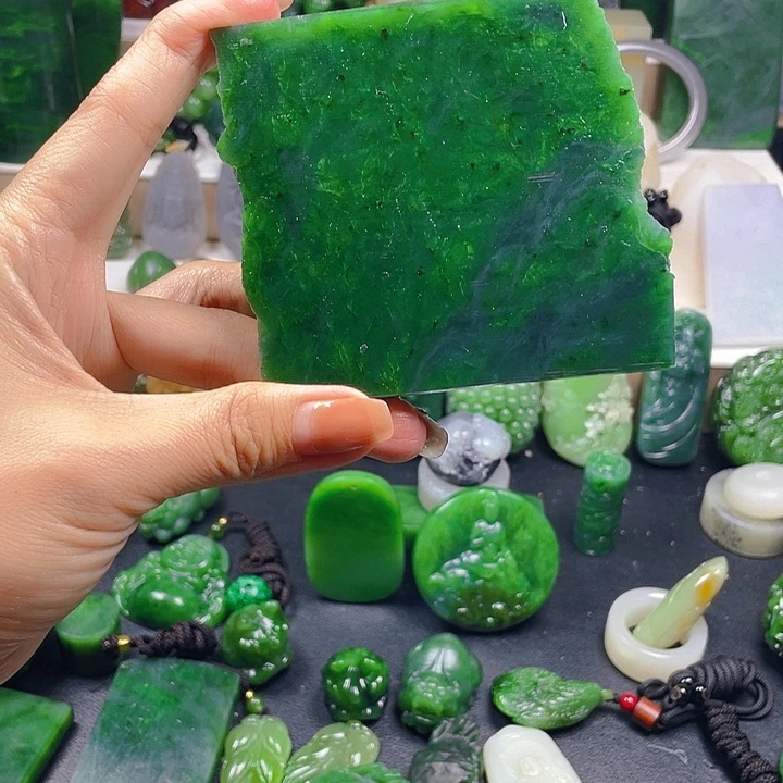 和田玉未镶嵌珠宝半成品