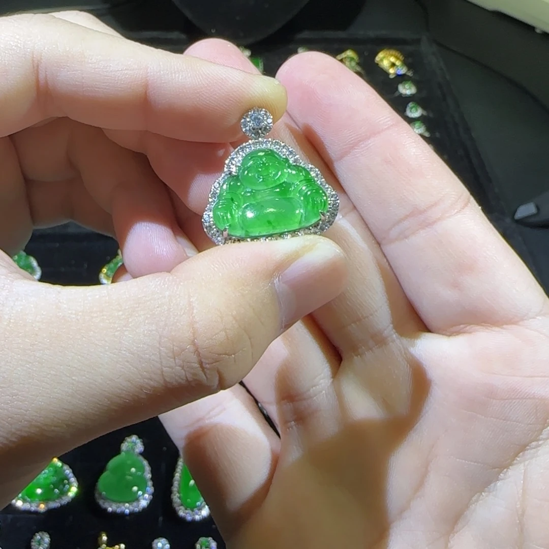 颈饰未镶嵌翡翠天然翡翠A货佛公