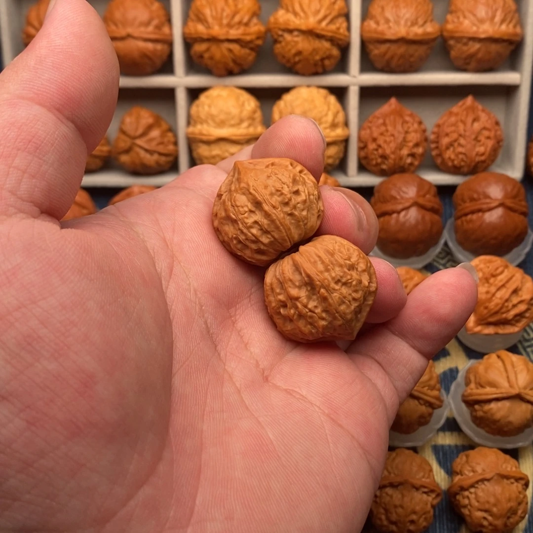 文玩核桃把件小官帽