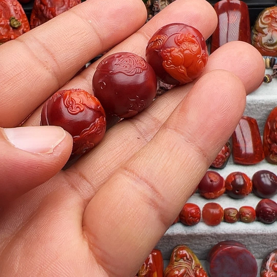 三***料南红玛瑙未镶嵌珠宝奇石