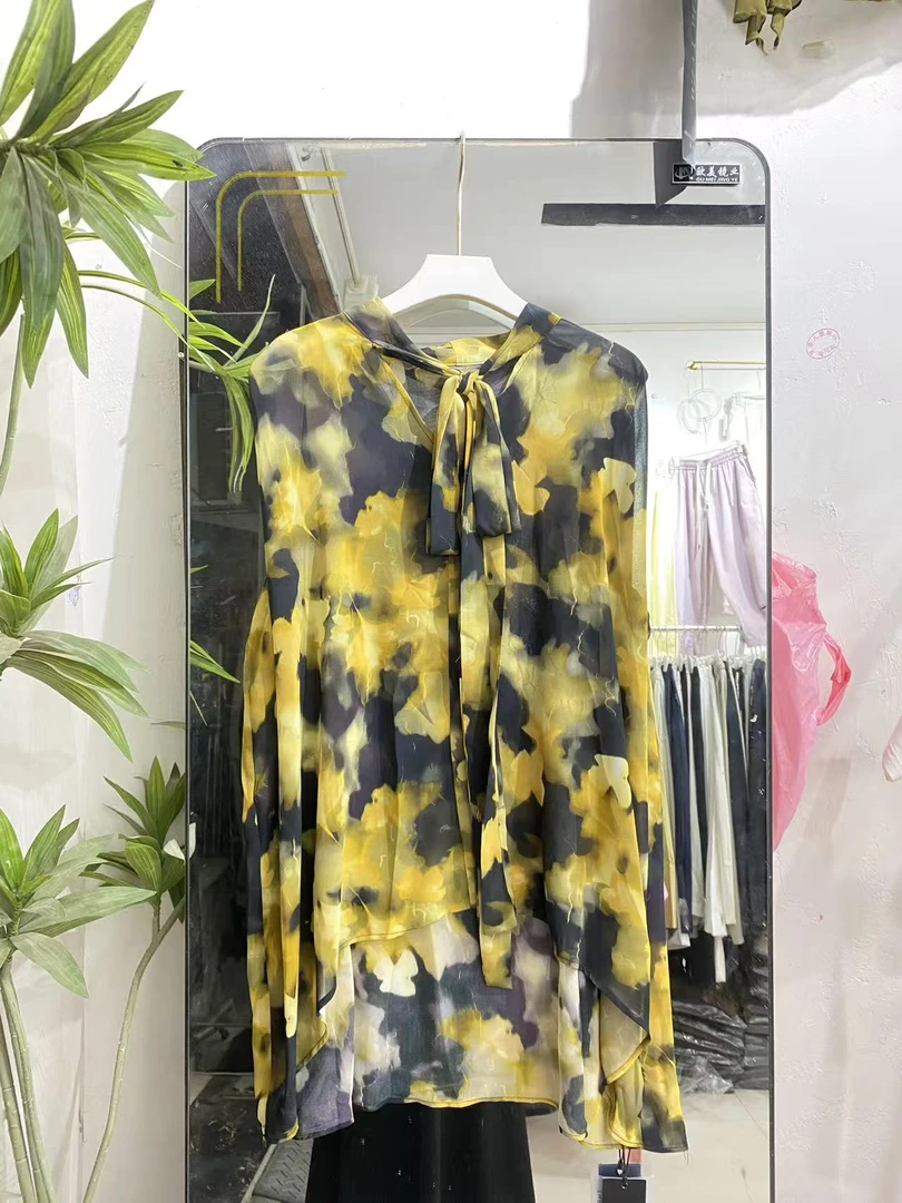 V领领结花朵透纱夏季时尚薄款衬衫