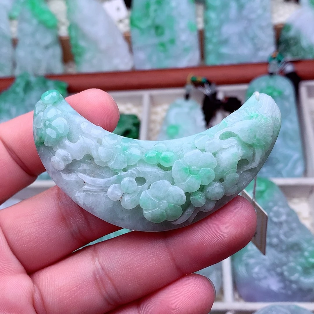 翡翠未镶嵌吊坠(不含链)