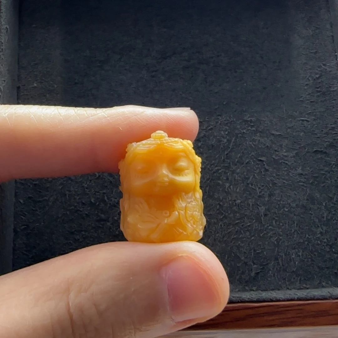 石英质玉（缅黄）配饰未镶嵌