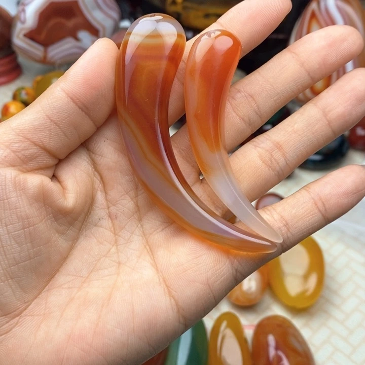 龍***崽玛瑙/玉髓未镶嵌颈饰
