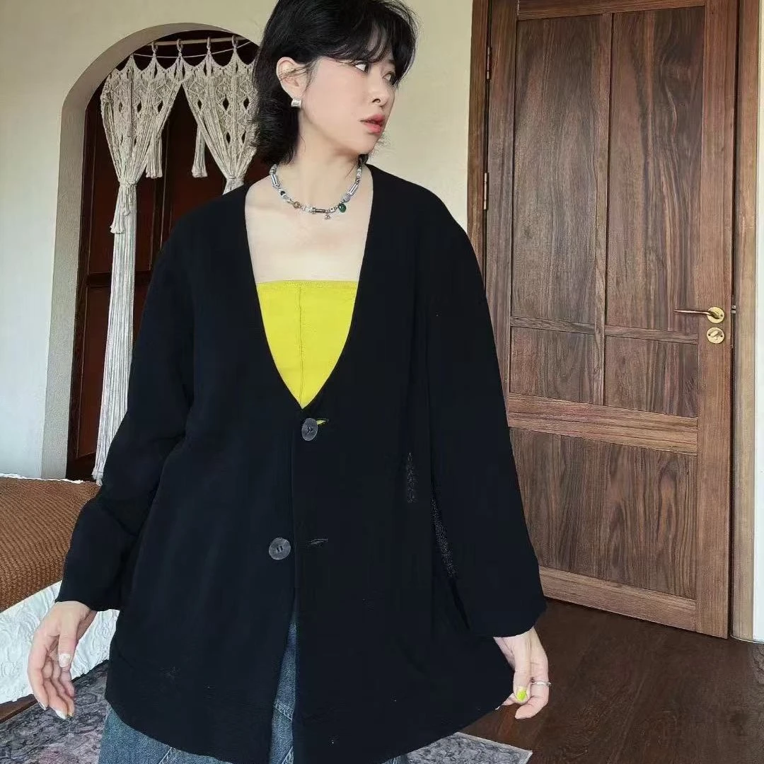 三宅/黑色大领针织开衫