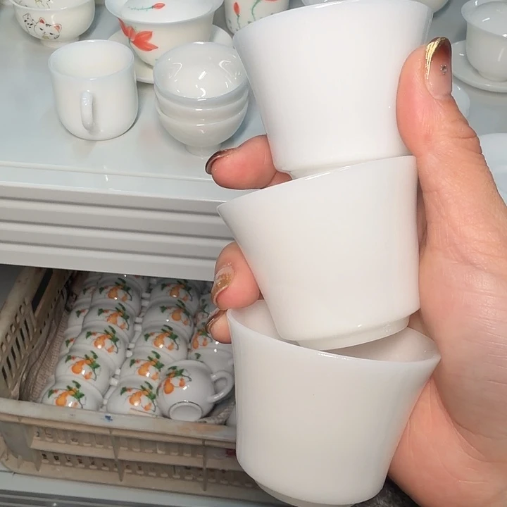 璞玉马蹄杯三个一组50