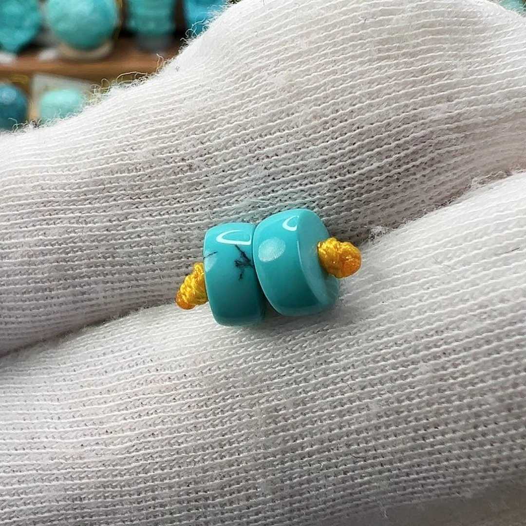 绿松石配饰未镶嵌