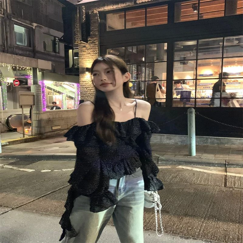 上衣黑色荷叶边女装衬衫波点设计感小众收腰长袖春季一字肩不规则