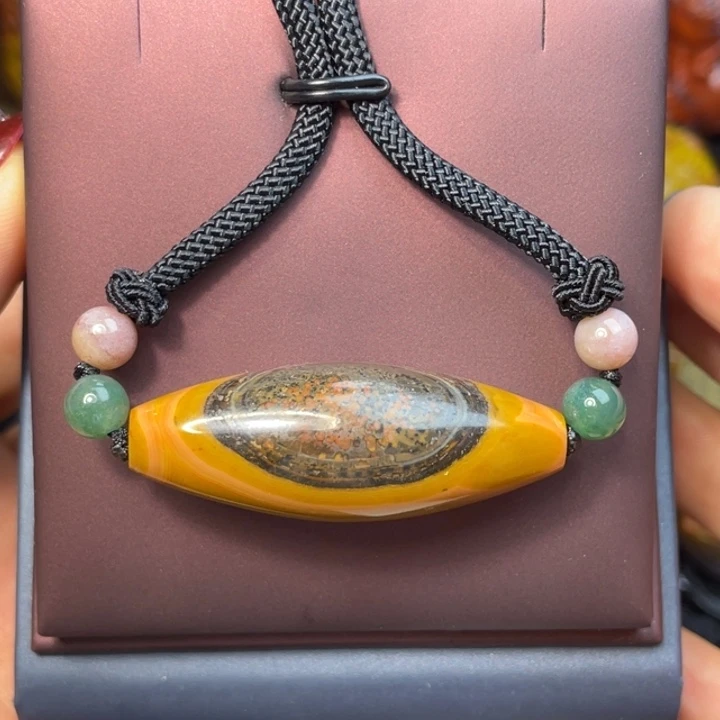 玛瑙/玉髓未镶嵌珠宝奇石品质天珠1688