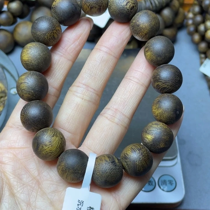 X***选手串沉香棋楠沉香14单圈高货