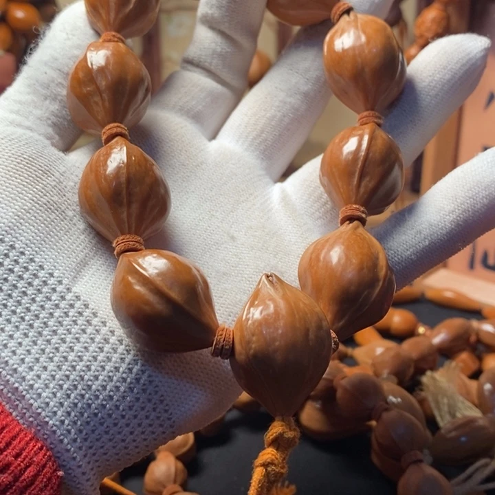 手串/手链橄榄核2,2三花铁盒