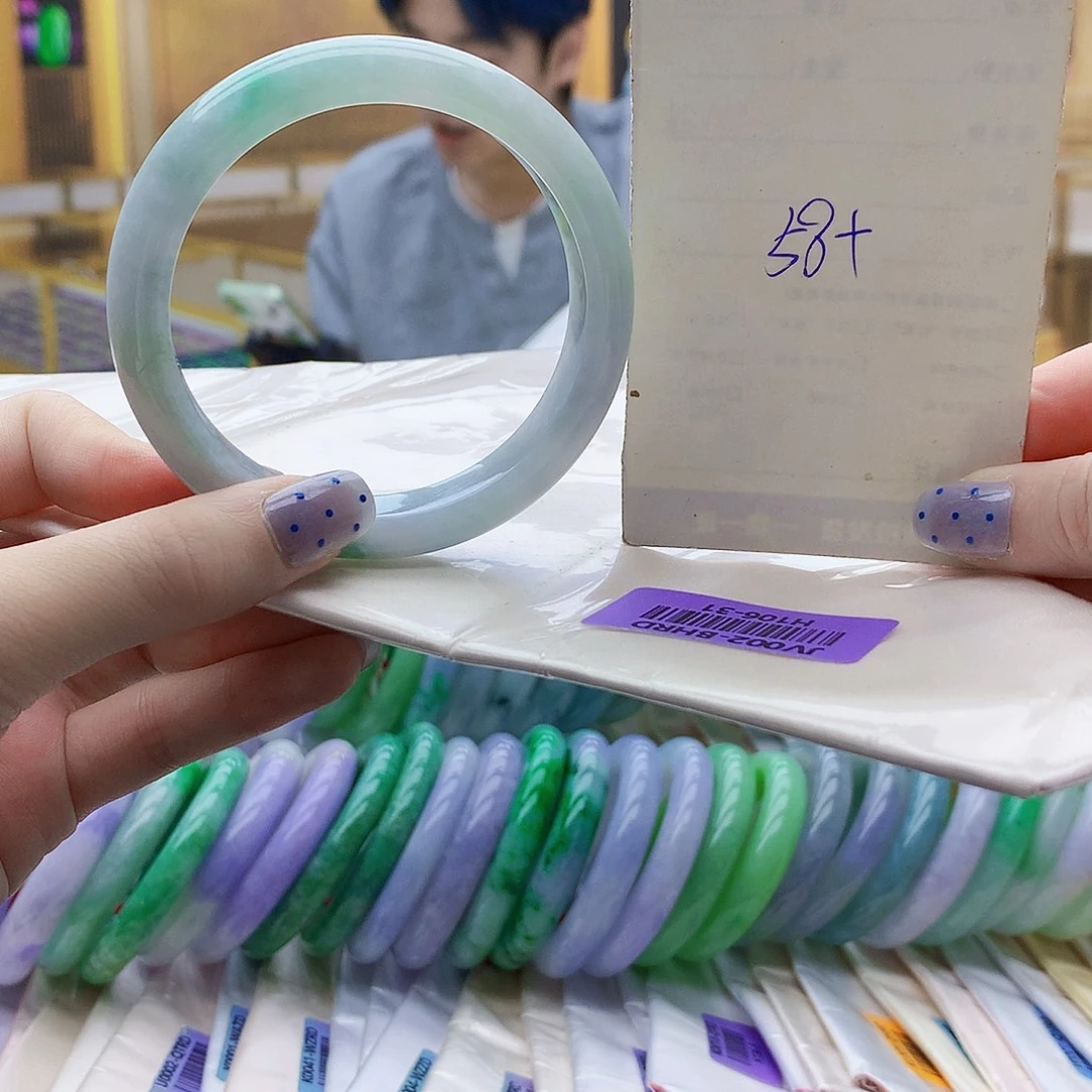 翡翠未镶嵌手镯ijj