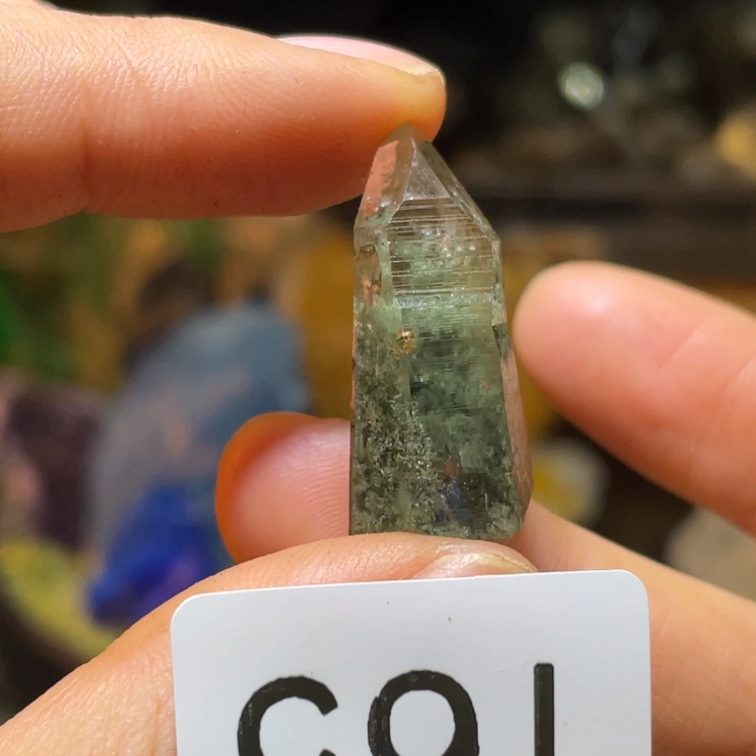 呼***冶水晶珠宝半成品未镶嵌