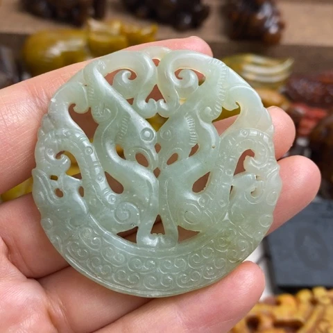 蛇纹石玉未镶嵌颈饰115