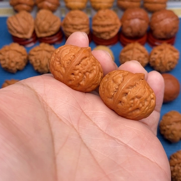 文玩核桃把件麒麟磨盘