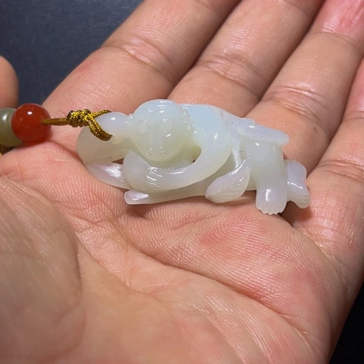 和田玉颈饰未镶嵌多***哥