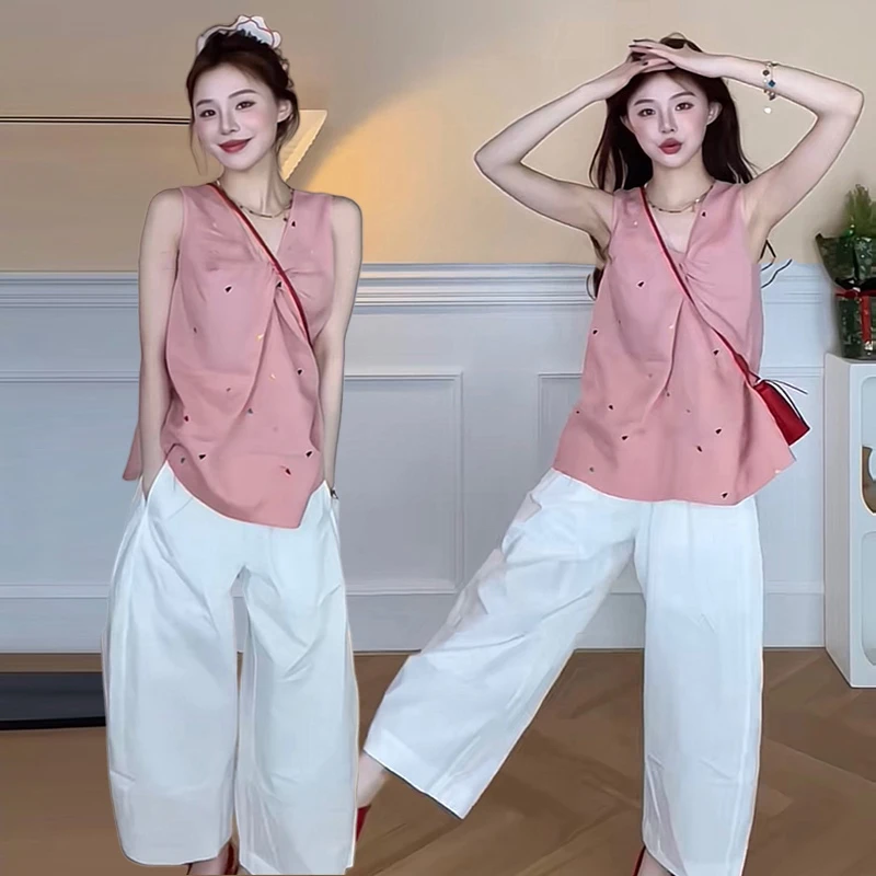 孕妇扭结韩系刺绣爱心洋气无袖上衣＋宽松休闲弯裤减龄气质两件套