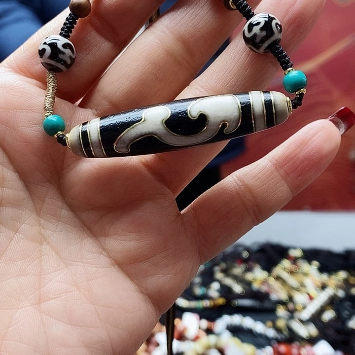 玛瑙/玉髓颈饰合金