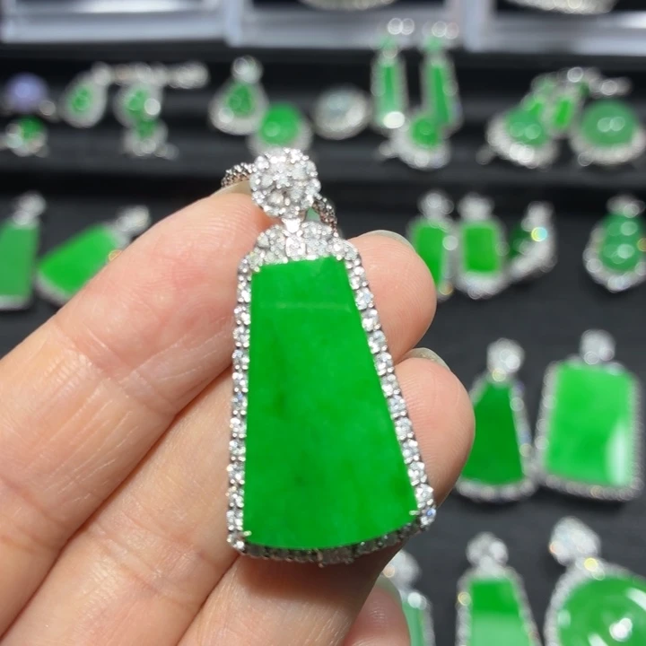 翡翠18K金镶嵌吊坠(不含链)翡翠