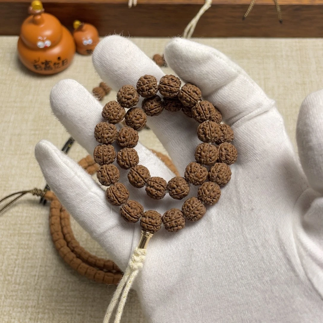 金刚菩提吊坠盘龙王手持