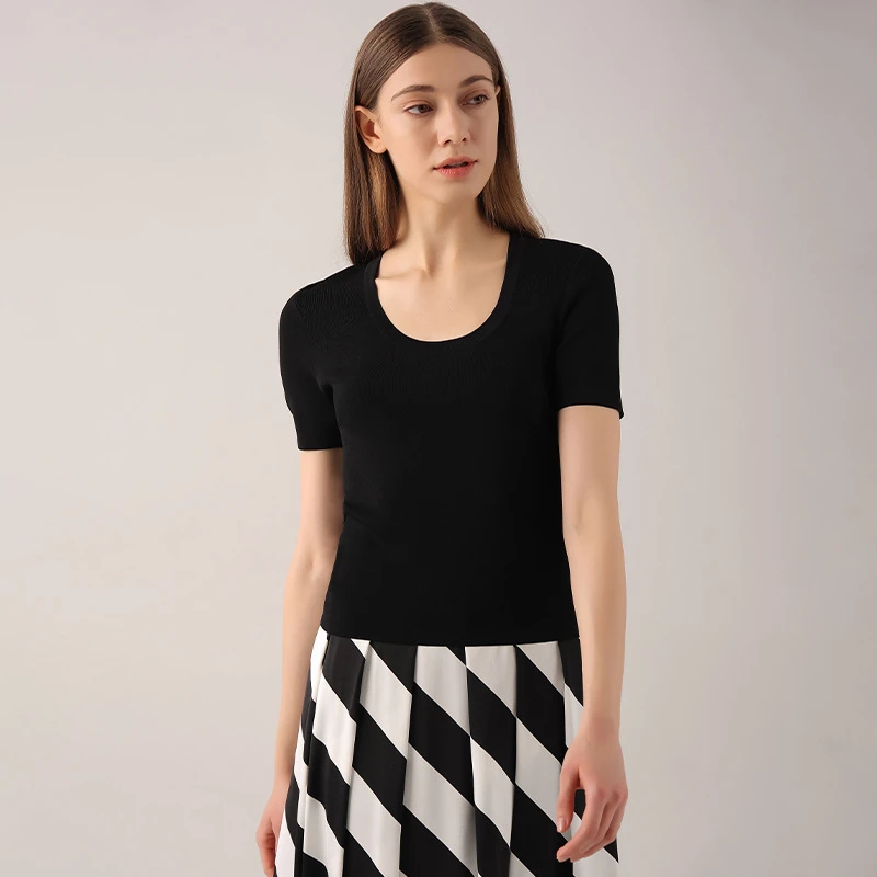 冰丝针织短袖女夏季薄款透气百搭U领上衣显瘦修身薄款套头打底衫