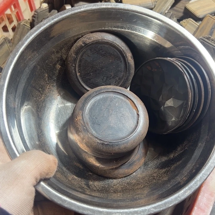 福***业东非黑黄檀（紫光檀）紫光檀瑕疵杯垫