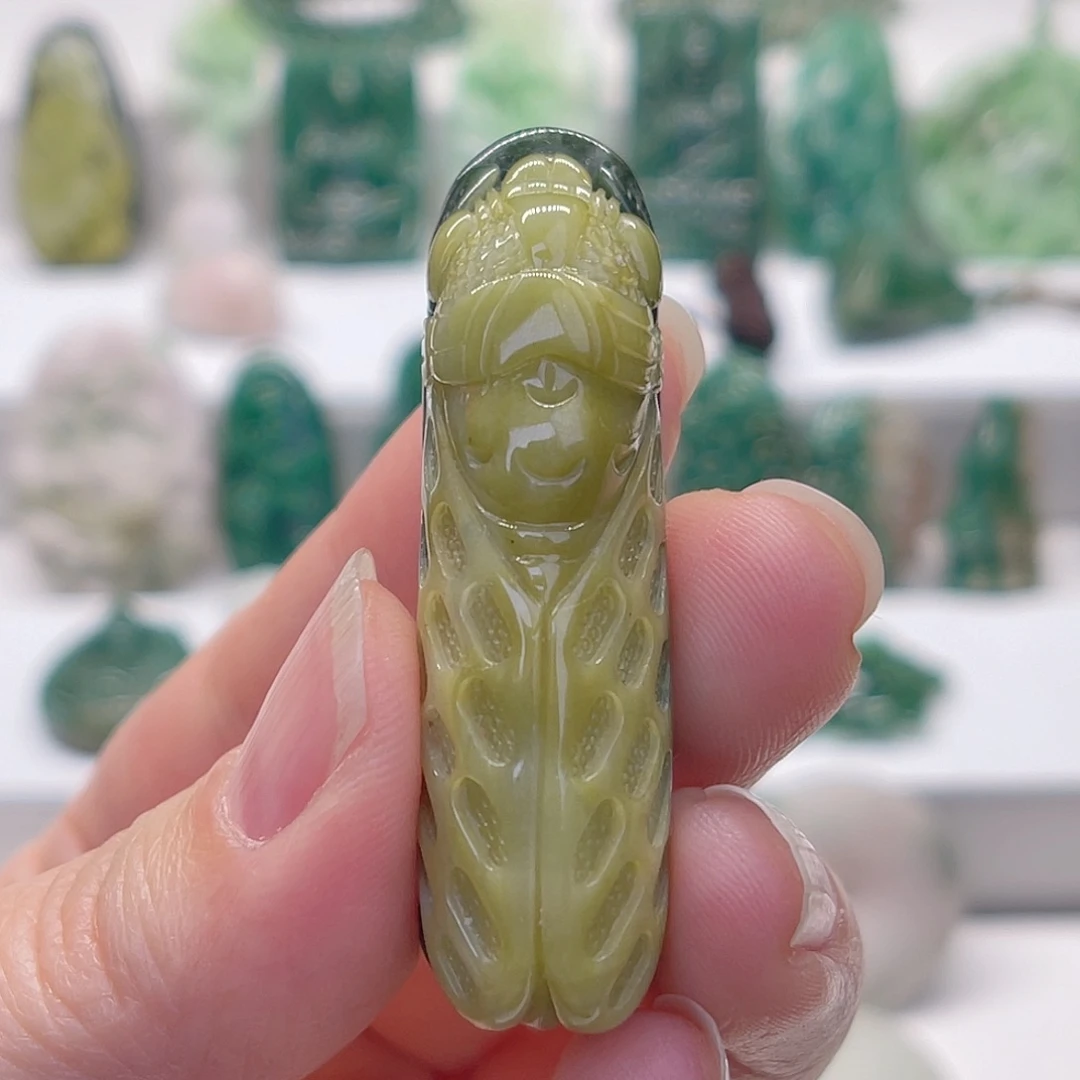 独山玉颈饰未镶嵌苏****1