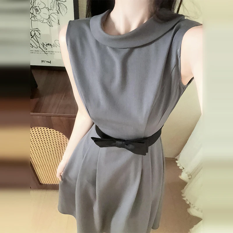 法式灰色无袖背心连衣裙子女夏季2025新爆款大方得体穿搭收腰长裙