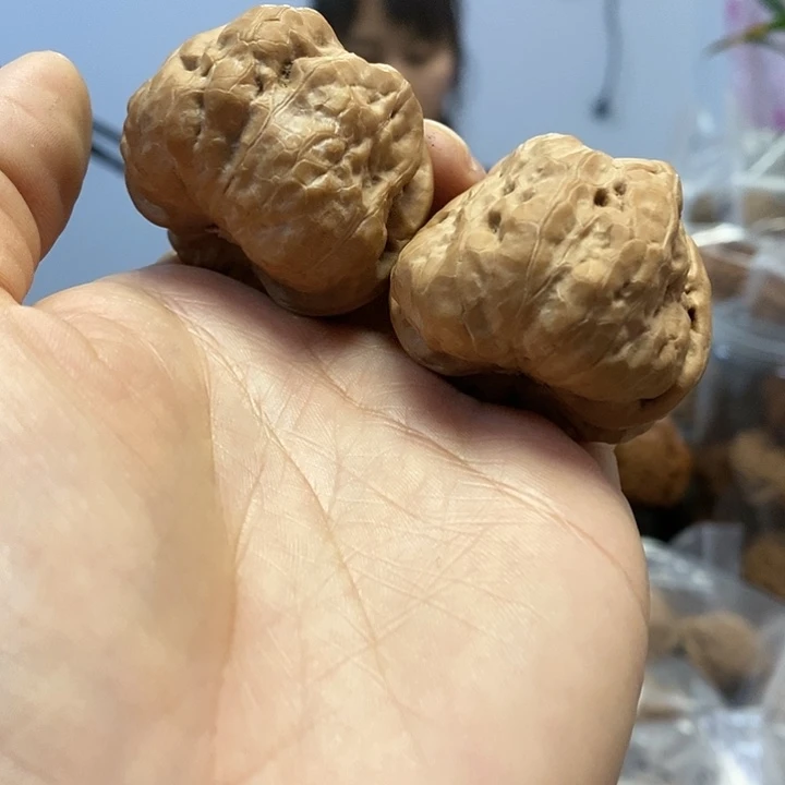 文玩核桃把件39.5蛤蟆头油