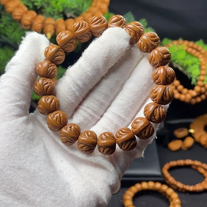 桃核吊坠秦岭龙纹桃核