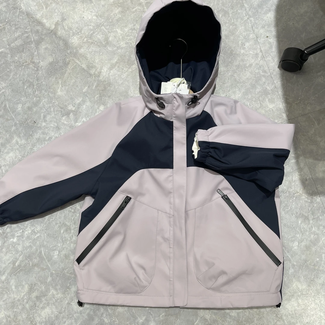 8531儿童两面穿冲锋衣