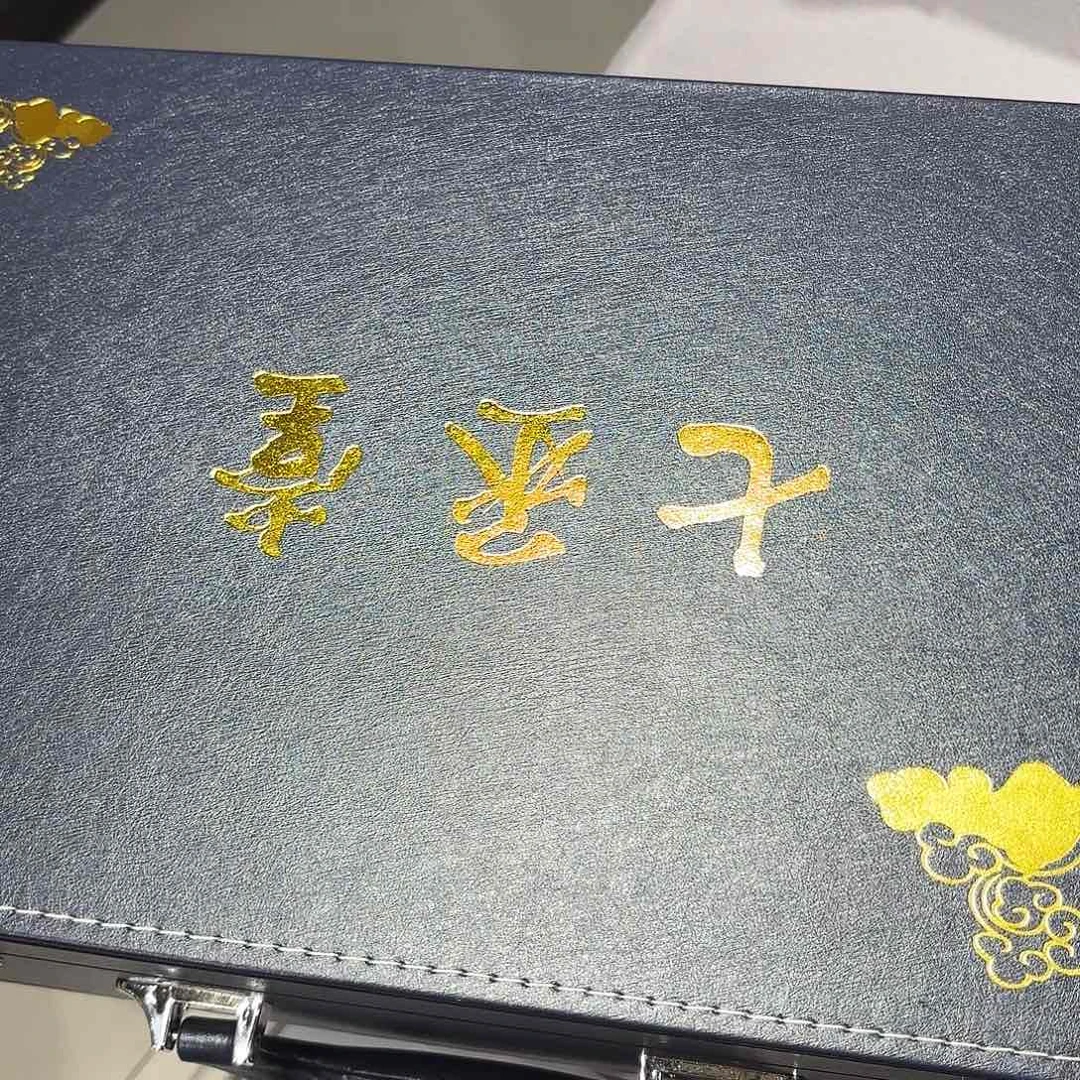 瓷片鸽**?景德镇瓷器艺术