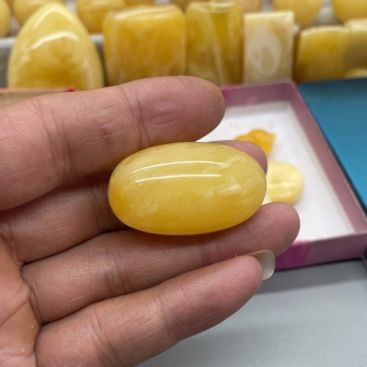 未镶嵌琥珀裸石桶珠