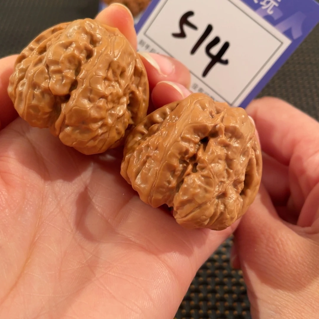 文玩核桃把件514号4.2蛤蟆头肚4.4