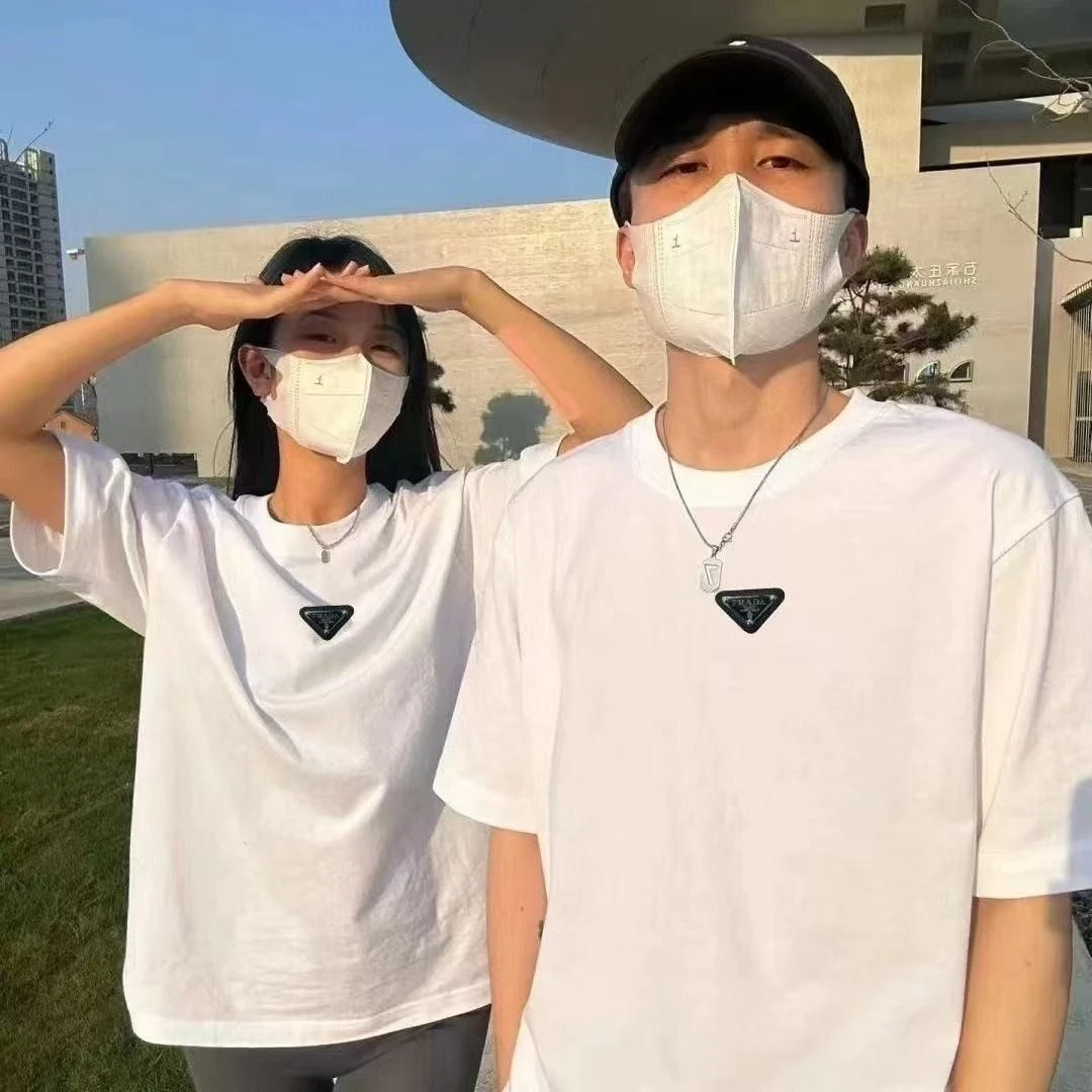 金属苏三角标潮牌t恤半袖网红字母同款圆领百搭休闲短袖男潮