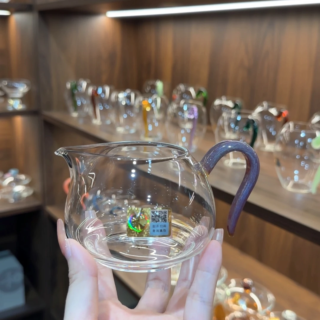 禾器淡然暮山紫。。。。。