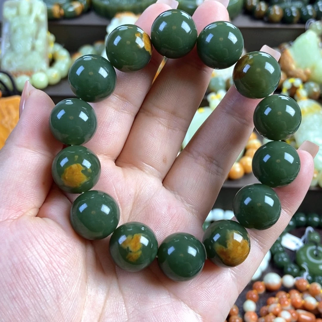 透闪石质玉未镶嵌手串