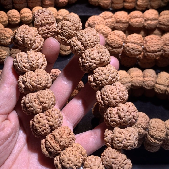 金刚菩提手串雪花六瓣扇面