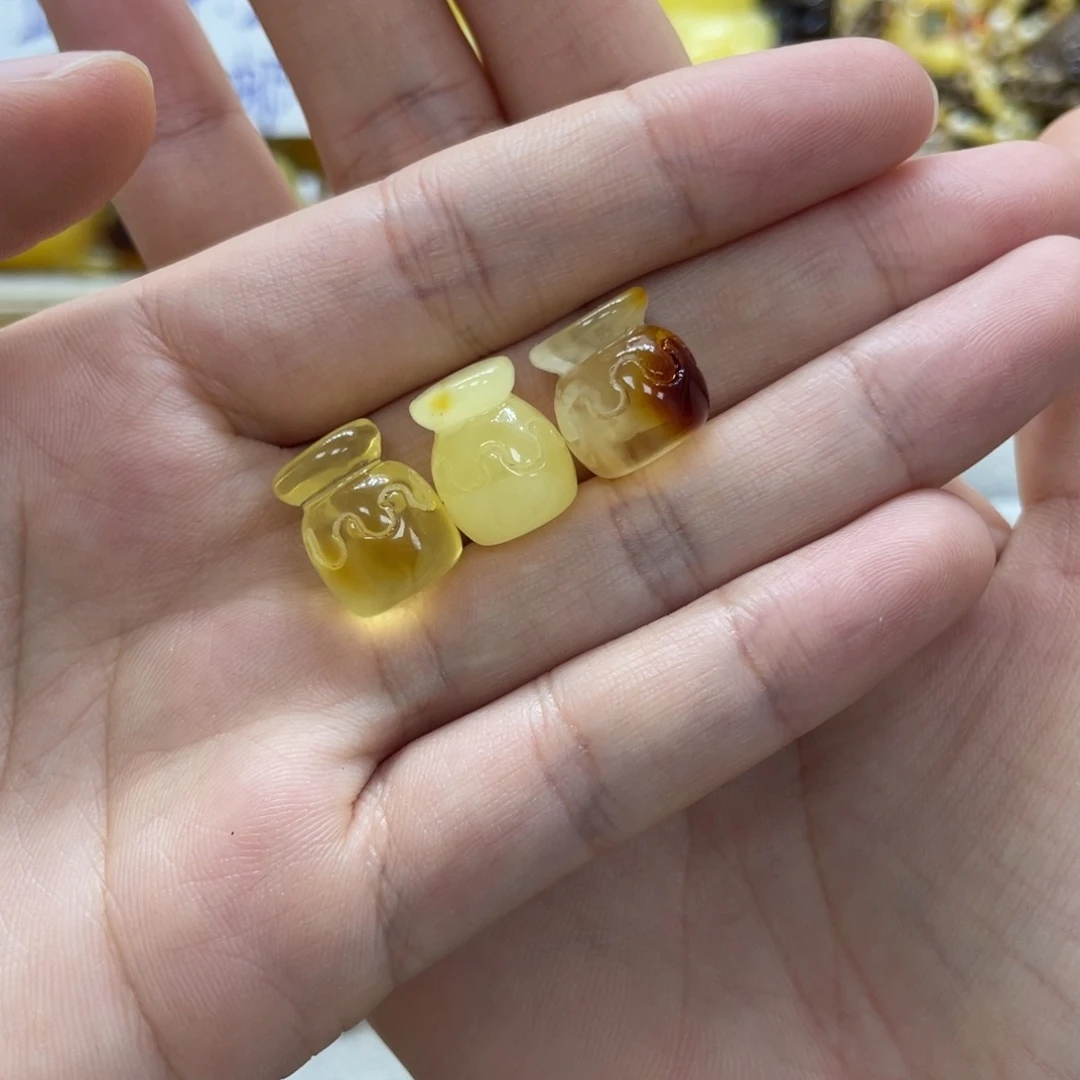 裸石琥珀未镶嵌天然琥珀