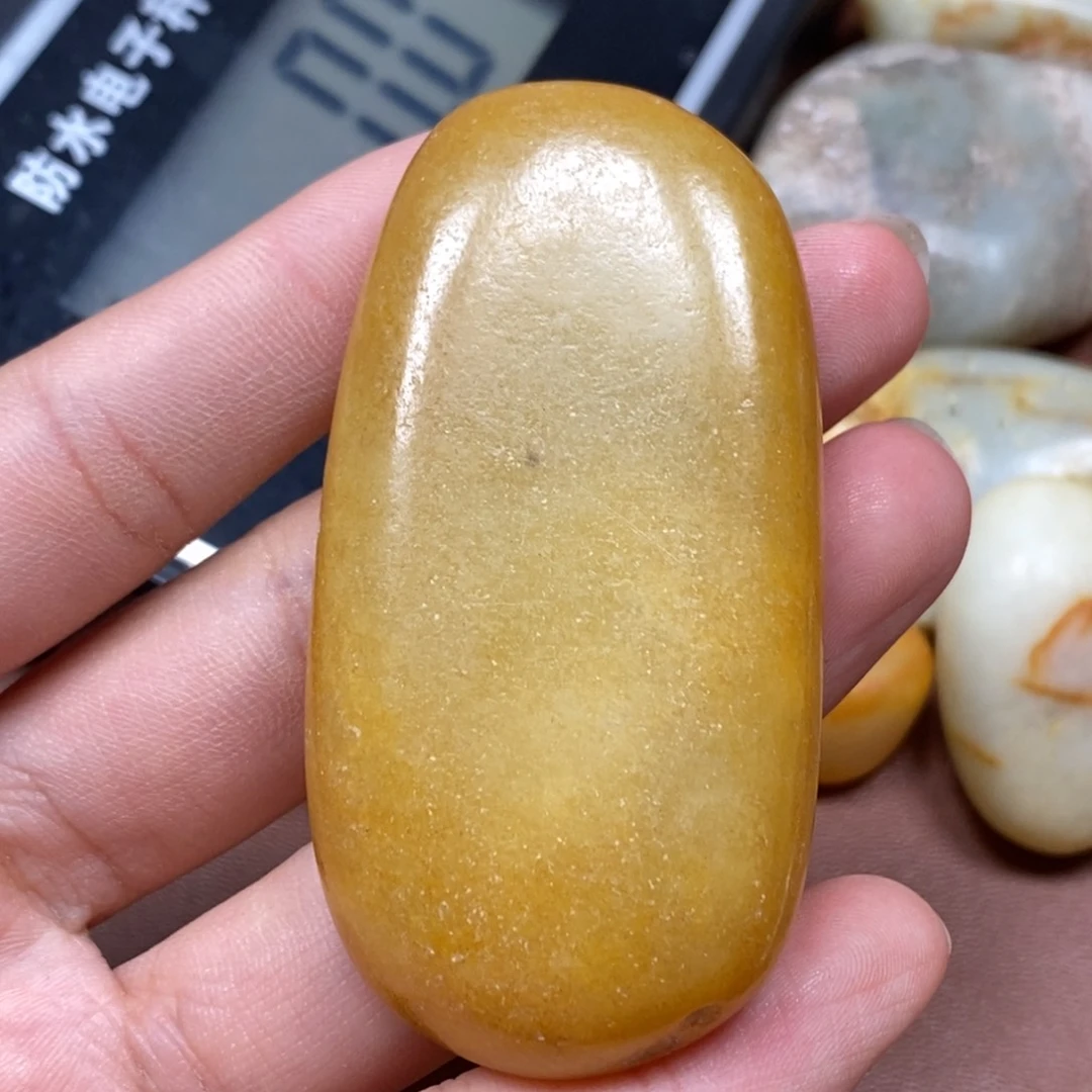 和田玉（糖玉）未镶嵌挂件