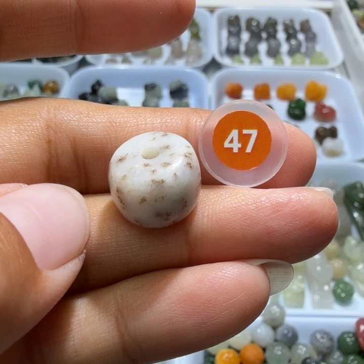 未镶嵌和田玉珠宝半成品